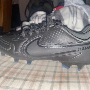 2 pair of tempo bundle 11.5 and 12